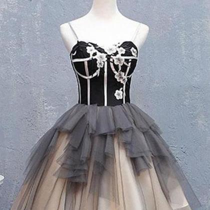 Sweetheart Neck Gray Tulle Homecoming Dress Short..