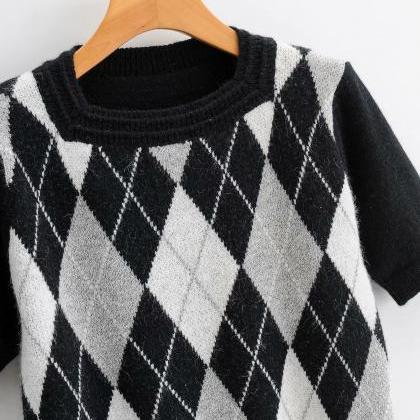 Fall Vintage Diamond Check Pull-over Sweater And..