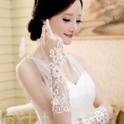 Lace Wedding Gloves, Hollowed-out Nail Beads..