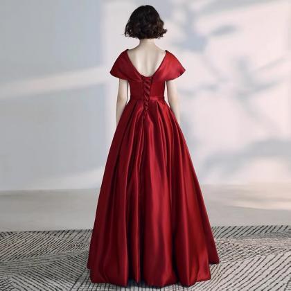 V-neck Evening Dress, Modern, Elegant Queen..