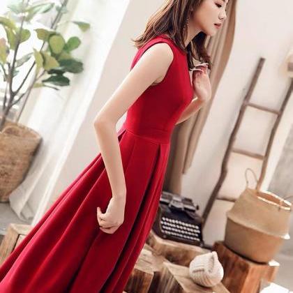 Red sleeveless midi dress , glamoro..