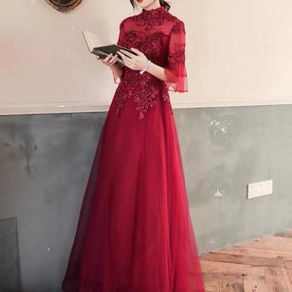 Red Evening Dress, High Collar Socialite Party..