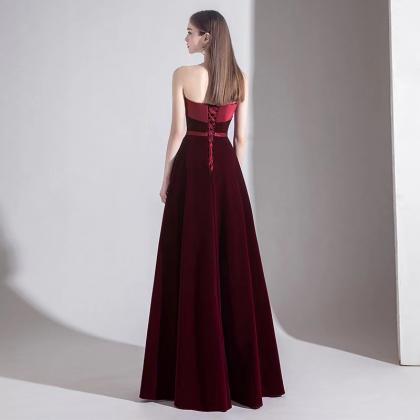 Sexy, Stylish Evening Dress, Elegant Red Aura..