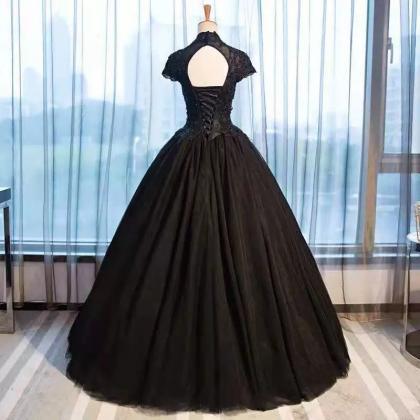 Beautiful Black Cap Sleeves Long Tulle Party..