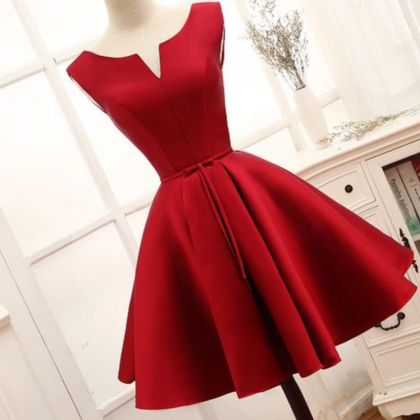 Red Short V-neckline Knee Length Party Dress..