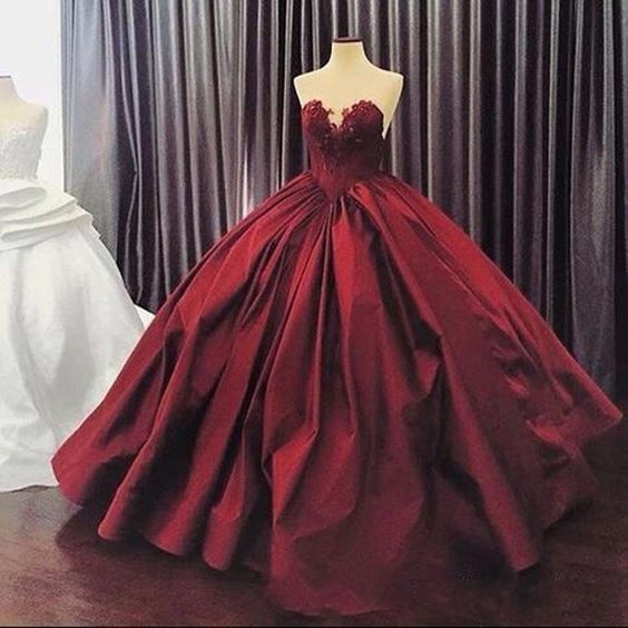 Appliques Sweetheart Ball-gown Sleeveless Elegant Prom Dress