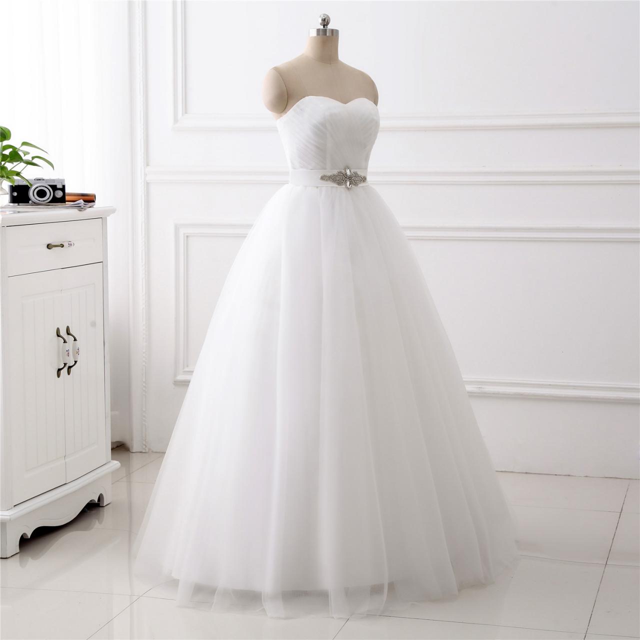 A-line Belt Applique Wedding Dress ,sexy Sweetheart Neck Wedding Dress , Luxury Beading Sleeveless Wedding Dress, Floor Length Bridal Dress