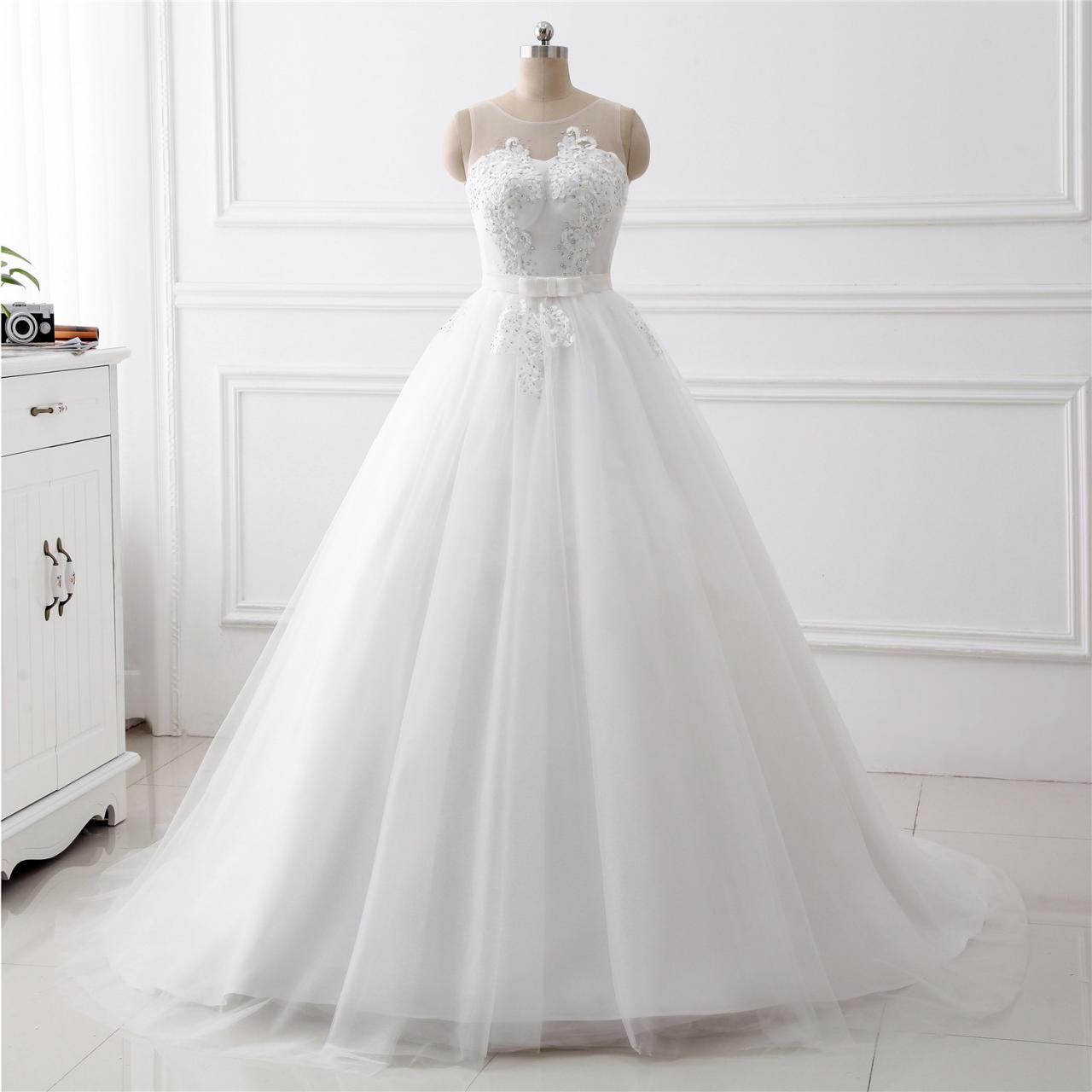 A-line Lace Applique Wedding Dress ,sexy O Neck Wedding Dress With Bow Knot , Luxury Simple Sleeveless Wedding Dress, Floor Length Bridal Dress,