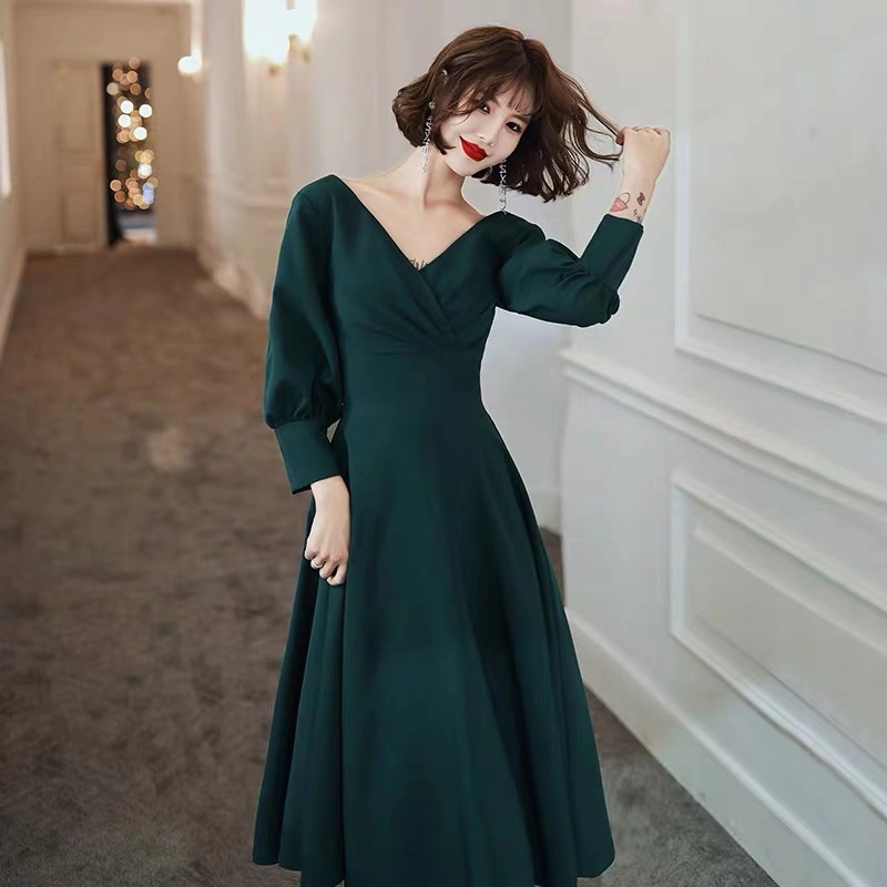 Dark Green Prom Dress Long Sleeve Party Dress V-neck Evening Dress Temperament Formal Dress