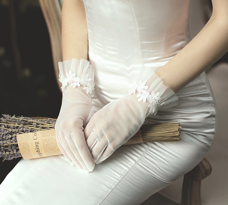 Fancy Piece Sewn Bead Bright Diamond Gloves, Wedding Gloves