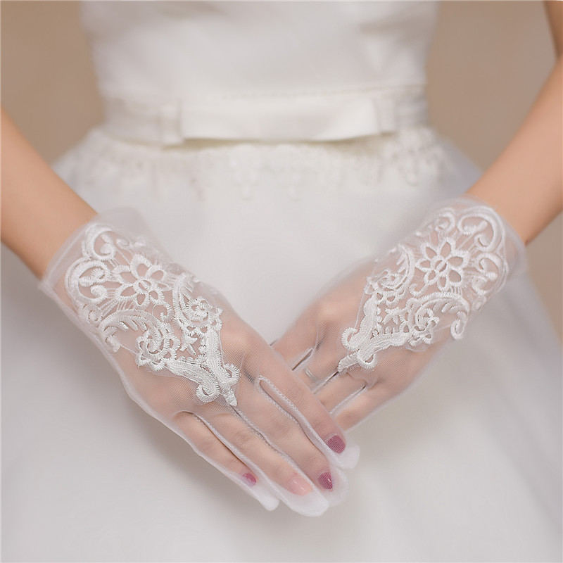 Lace Embroidered Rim Gloves, Short Style Gloves, Bridal/wedding/wedding Dress/gloves, Crystal Tulle Gloves