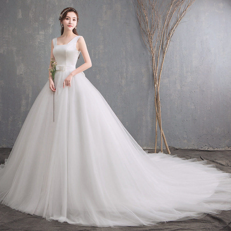 Sexy Trailing Wedding Dress, Simple, Generous, White Wedding Dress U-neck Modern Bridal Dress,custom Made