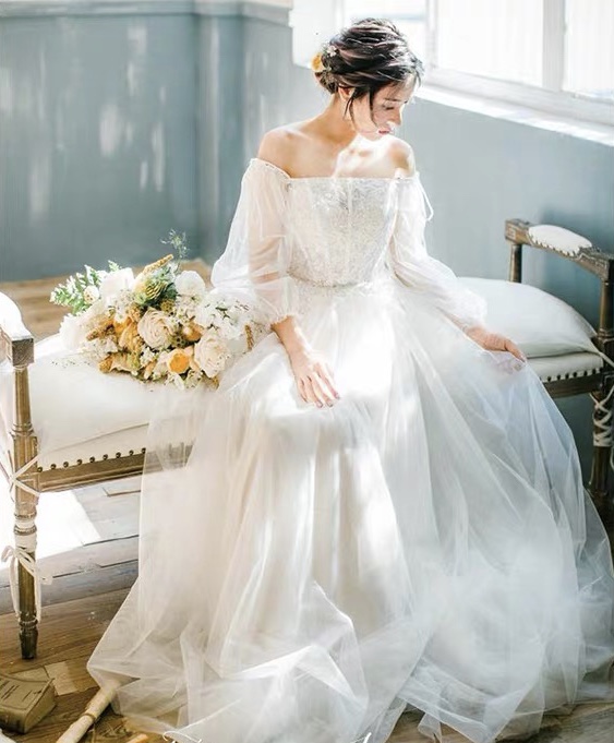 Off Shoulder Fairy Tail Wedding Dress