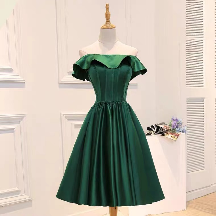 Green Little Graduation Dress, High Quality Satin Homecoming Dress,off Shoulder Party Gown,custom Made