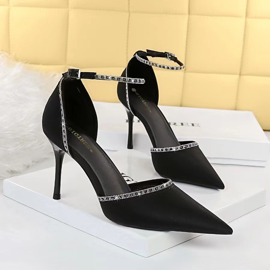 Sexy Party Hollow Heels, Thin Satin Pumps With A Pointed Toe, Hollow Rhinestone Sandals