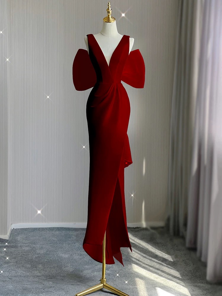 sexy red bodycon dress ZAPAKA Women Sparky Red Homecoming Dress with Beading Bodycon Strapless Short Prom Dress, Red / US22W main image 0