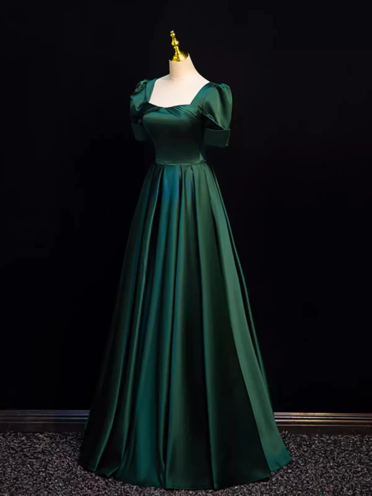 Vintage Green Satin Evening Gown With Sleeves