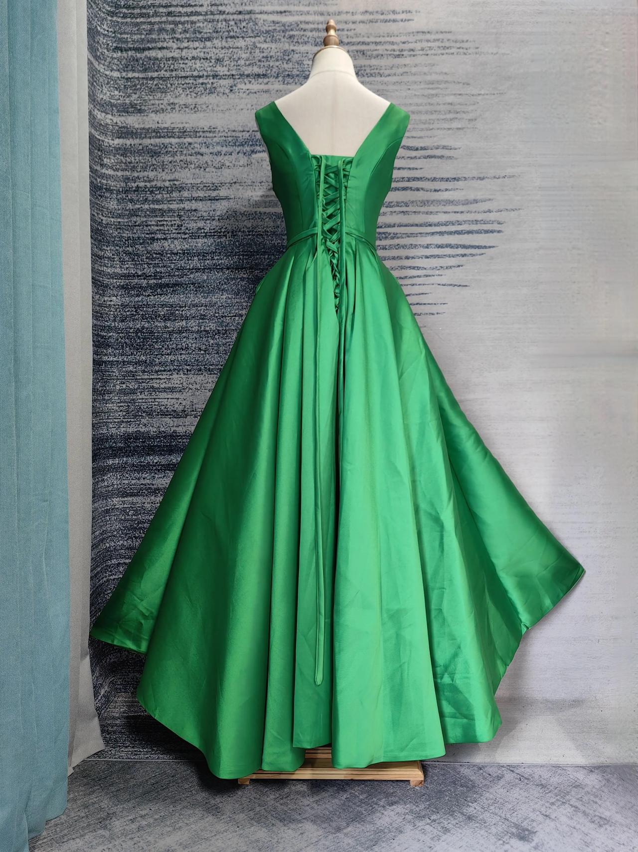Vivid Green Satin Ball Gown With Notched Neckline And Belted Waist on Luulla