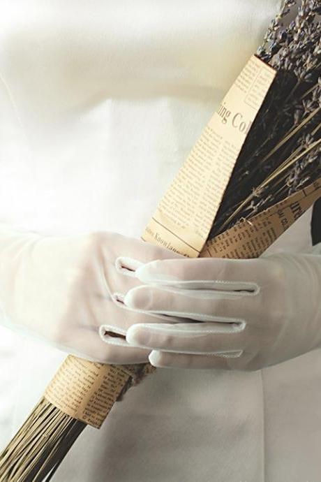 Wedding bride dress gloves, gauze small fresh short style gloves, manufacturers direct sales