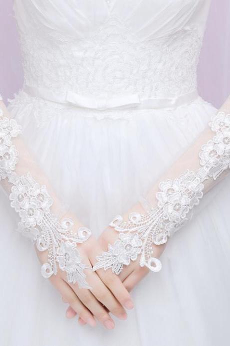 Bridal Dress Ruffled Lace Gloves