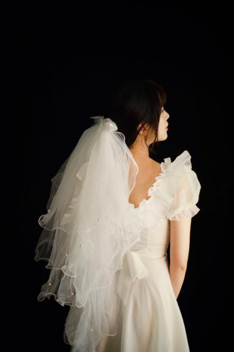 Bridal veil, 4 layers of pearl wave bouffant veil, retro, bow, photo/photography/wedding match