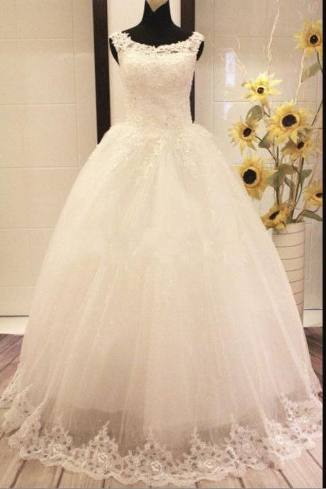 Hand Embroidered Lace Wedding Dress, Simple Bridal Dress, Bridal Bouffant Dress,custom Made,self-created Handmade