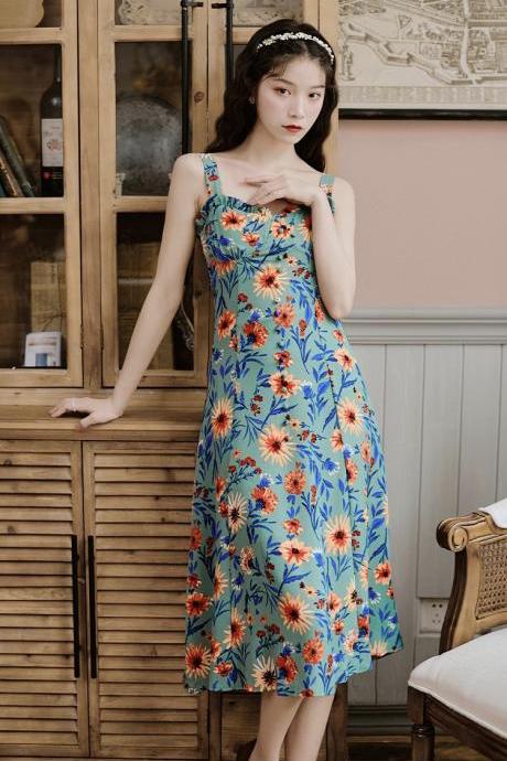 Spaghetti strap flower dress, temperament ,gentle style,printed dress