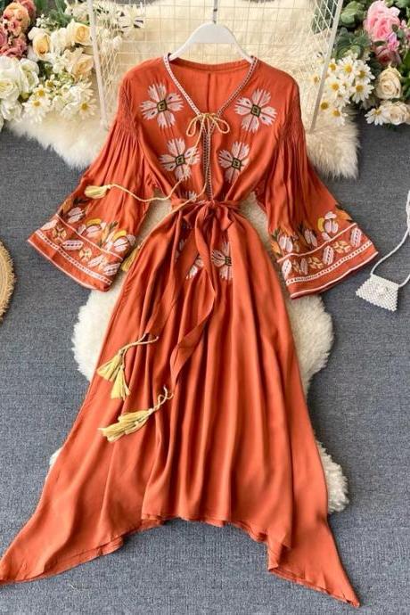 Holiday Style Dress, Heavy Embroidery, Flowers, Vintage, Fashion Flared Sleeves, Twisted Waist Lacing, Irregular Dress