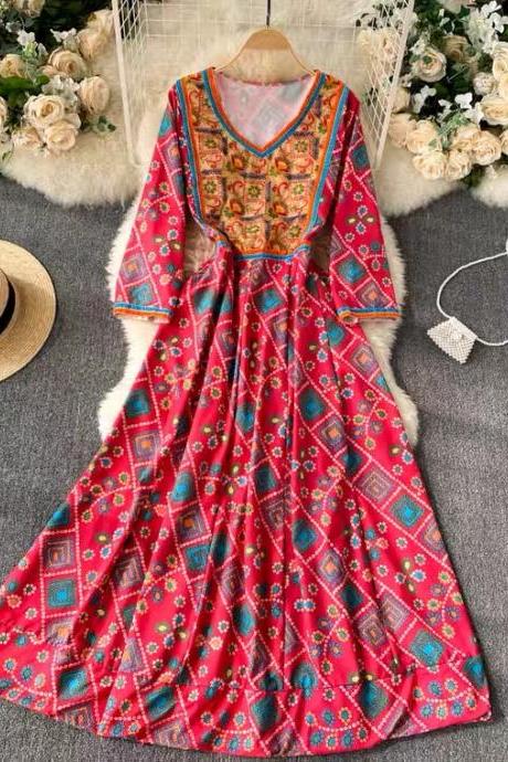 Ethnic style, vintage printed dress, goddess style, temperament V - collar holiday dress