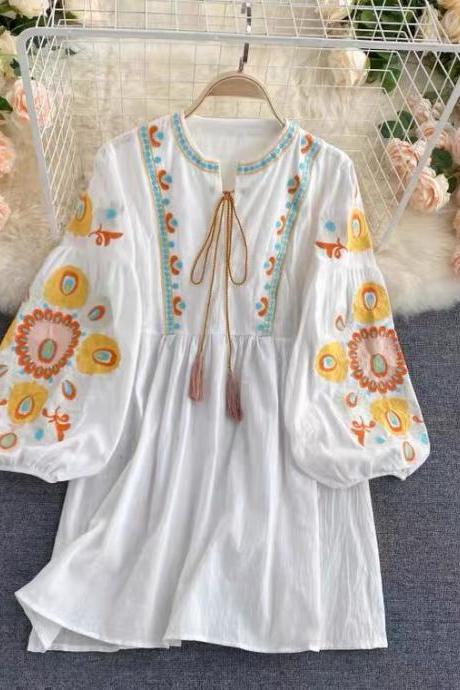 Bohemian, Vintage, Ethnic Style, Heavy Embroidery, Bubble Sleeves, Loose Short Dress