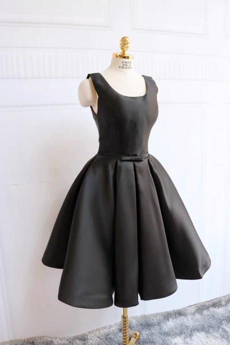 O-neck Prom Dress,black Birthday Dress,cute Party Dress,backless Homecoming Dress,custom Made