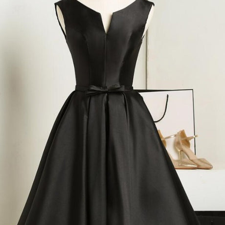 Black Short V-neckline Knee Length Party Dress Formal Homecoming Dress Prom Dress