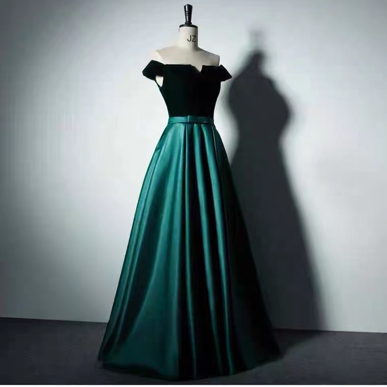 Elegant Long Dark Green Beading Off-the-shoulder Prom Dress With Sleeves